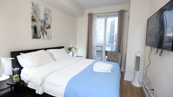 Coliving in Entertainment District - Downtown TO, Toronto