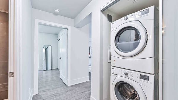 Coliving in Entertainment District - Downtown TO, Toronto