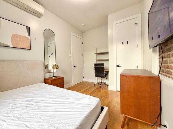 Coliving in Astoria - Queens, New York