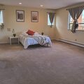 Coliving in Oakridge - West Van, Vancouver